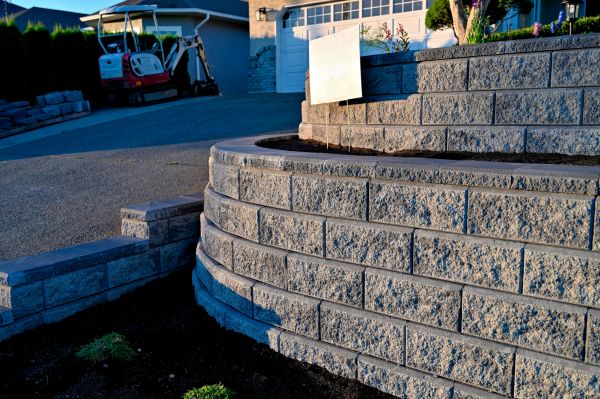 Stone Retaining Wall Repair in Richmond